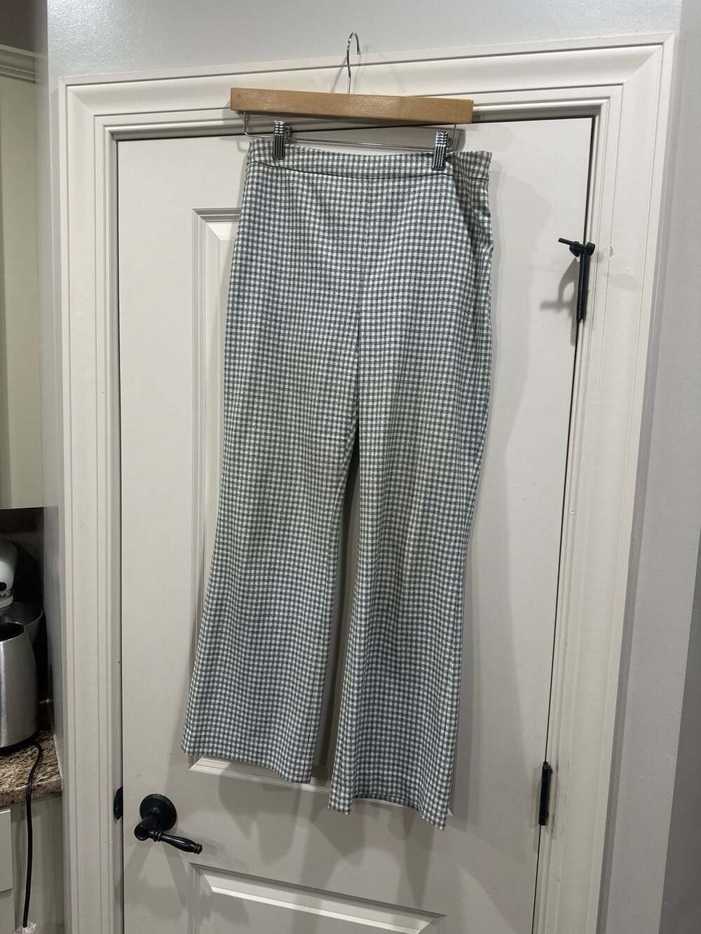 Wilfred Aritzia Gingham High-Waisted Kick Flare Pants Size 8